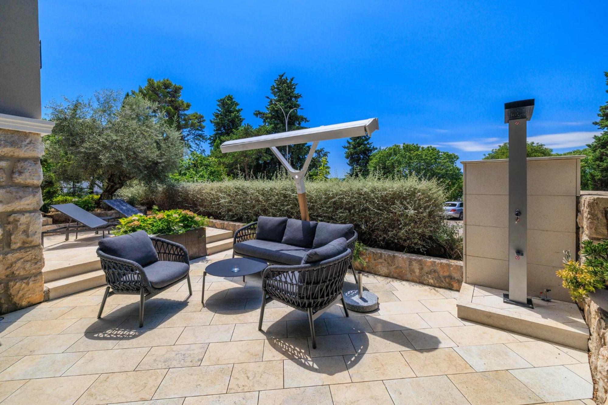 Villa Erika تْسْغيكفانِتْسا المظهر الخارجي الصورة